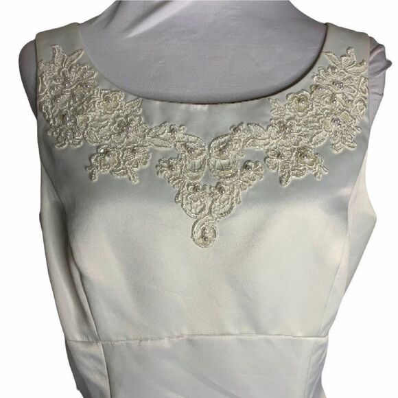 Davids Bridal Michaelangelo Wedding Gown 16 Ivory Beaded Keyhole Back Lined NEW - Picture 2 of 9